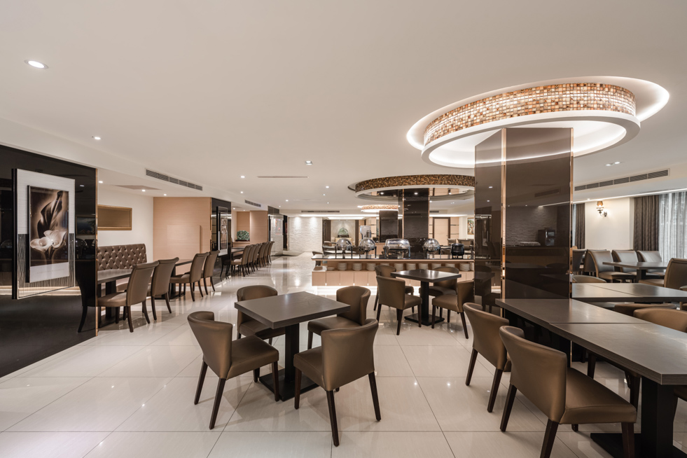佑煦行旅現代感十足的用餐與交誼空間，專業飯店空間攝影作品，禾目影像 hemo-visual 拍攝